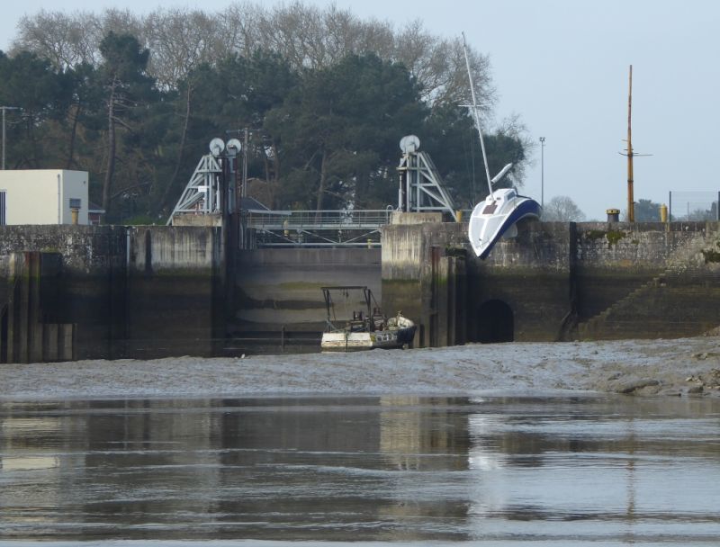 Le bateau mou sur la Loire: Misconceivable de Erwin Wurm
